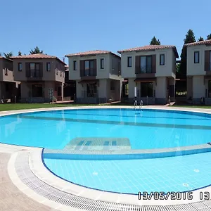 Pia Mya Otel